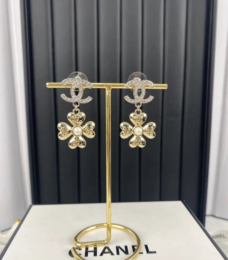 Ch**el earrings